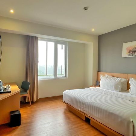 Hotel Santika Premiere Ambon Exteriér fotografie